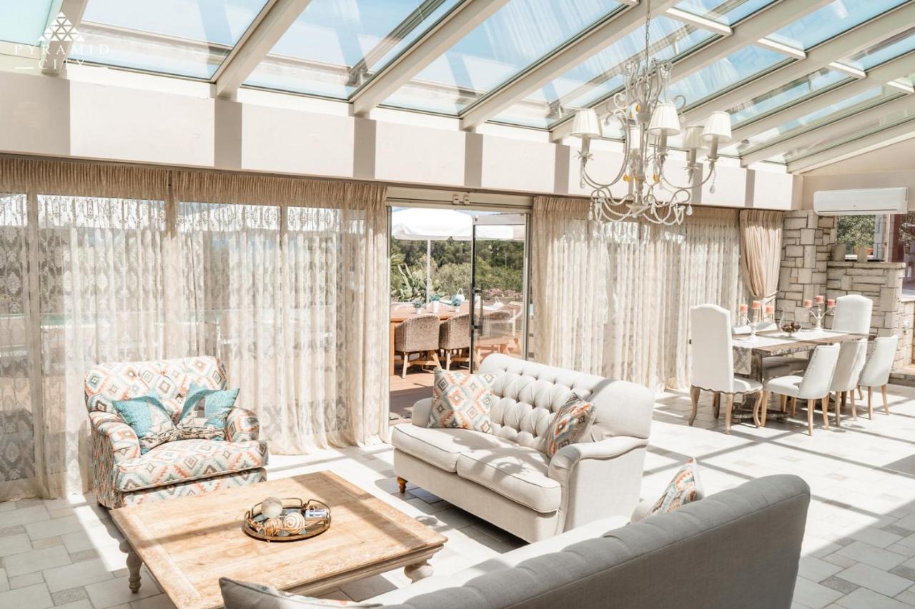 Luxury Villa Aphrodite Ájosz Szpirídonasz Kültér fotó