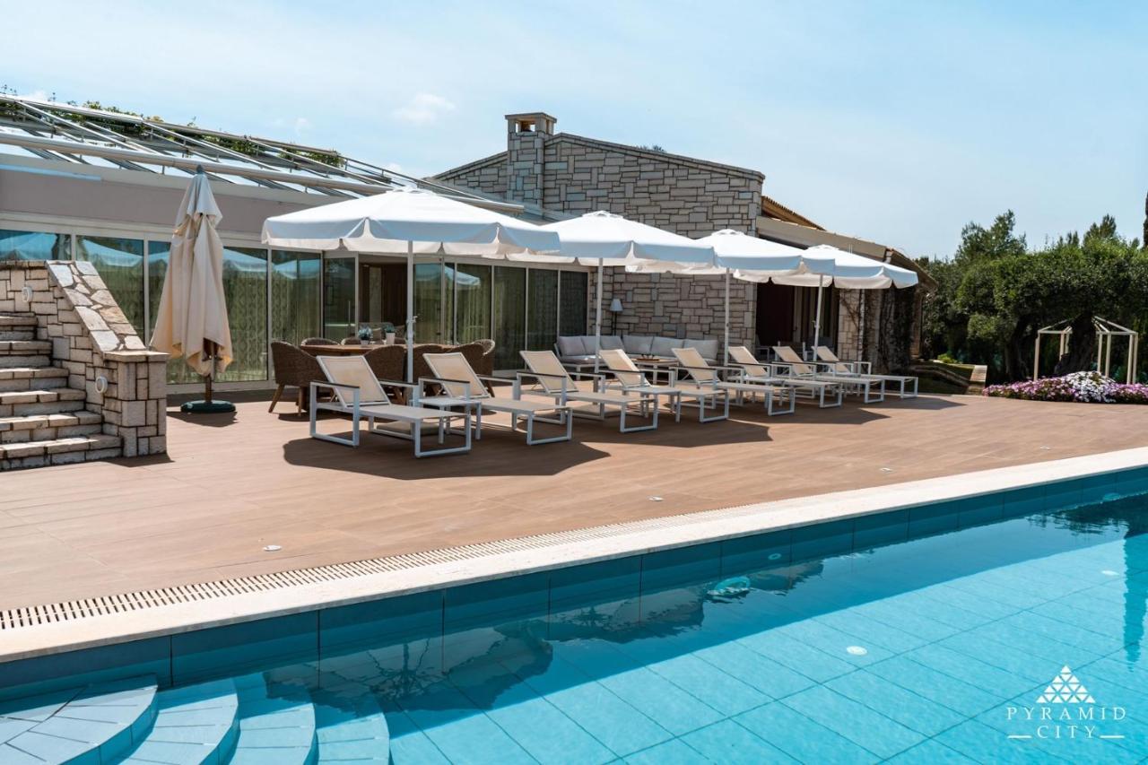 Luxury Villa Aphrodite Ájosz Szpirídonasz Kültér fotó